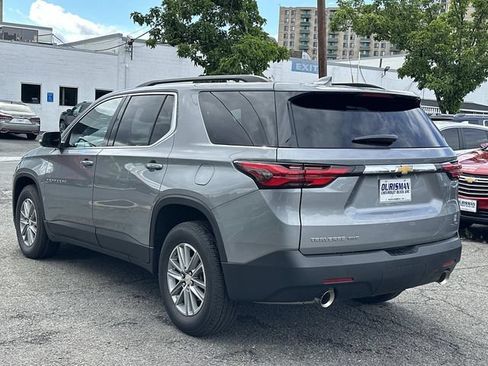 Used 2023 Chevrolet Traverse LT w/ LPO, Floor Liner Package AWD/4WD image 4
