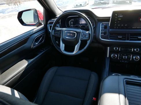 Used 2023 GMC Yukon SLE AWD/4WD image 16