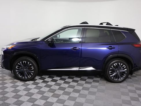 Used 2024 Nissan Rogue Platinum w/ Platinum Premium Package AWD/4WD image 5