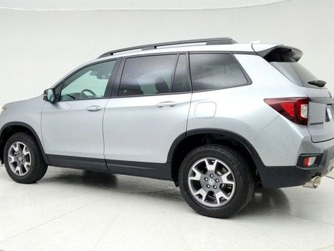 Used 2023 Honda Passport TrailSport image 7