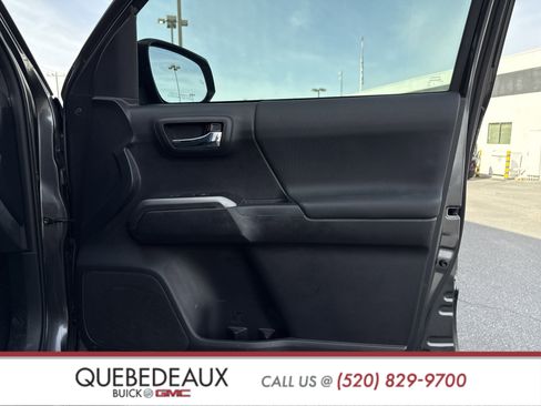 Used 2020 Toyota Tacoma TRD Off-Road image 24