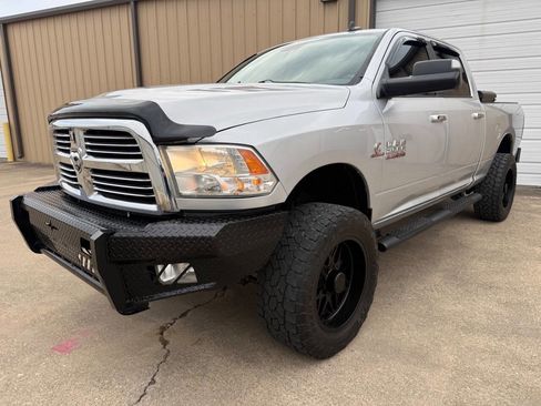 Used 2014 RAM 2500 Lone Star image 10