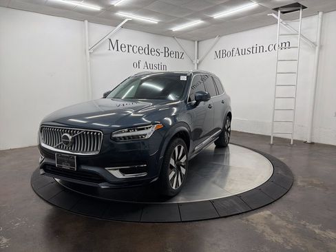 Used 2024 Volvo XC90 T8 Ultimate image 3