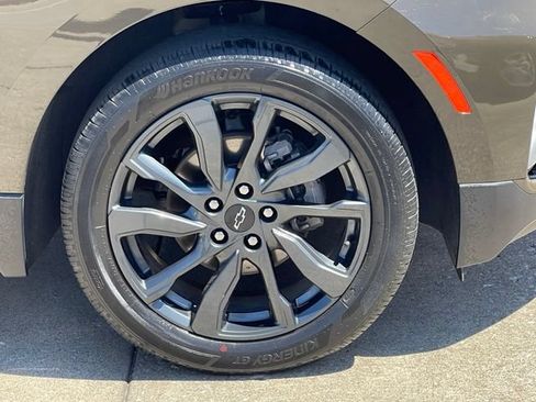 Certified 2023 Chevrolet Equinox RS FWD image 10
