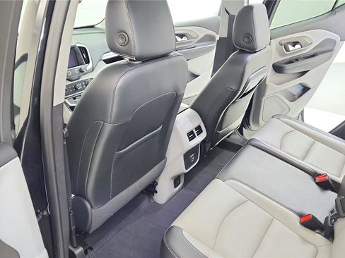 Used 2024 GMC Terrain SLT AWD/4WD image 13