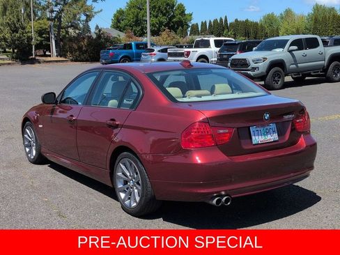 Used 2011 BMW 328i Sedan RWD image 3