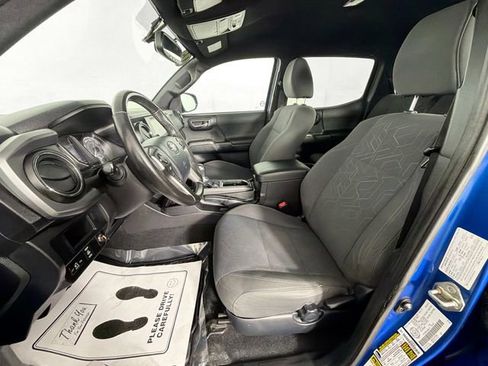 Used 2016 Toyota Tacoma SR5 AWD/4WD image 21