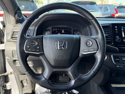 Used 2022 Honda Passport TrailSport image 19