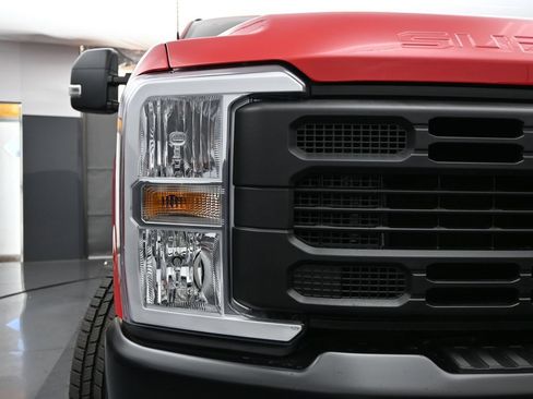 New 2026 Ford F250 XL AWD/4WD image 5