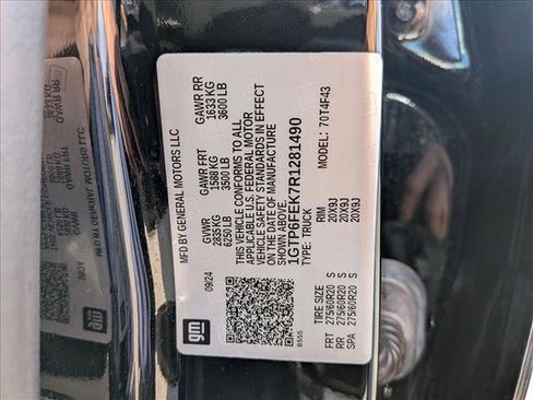 Used 2024 GMC Canyon Denali image 26