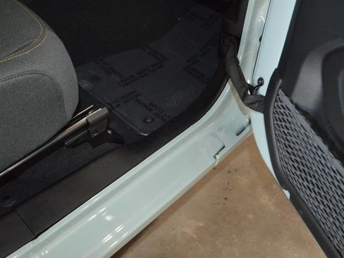 Used 2024 Jeep Wrangler Sport image 6