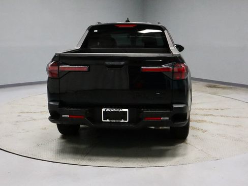 Used 2025 Hyundai Santa Cruz SEL FWD image 10