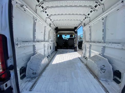 Used 2014 RAM ProMaster 2500 w/ Interior Convenience Group image 13