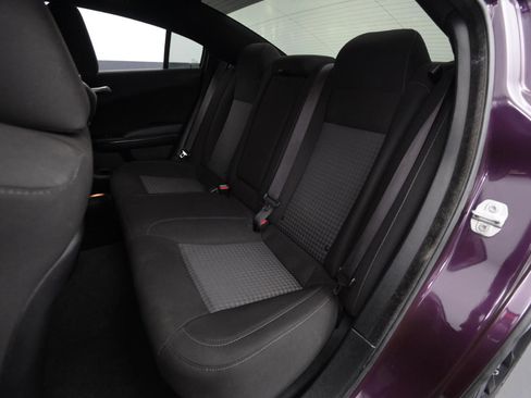 Used 2022 Dodge Charger R/T w/ Blacktop Package image 45