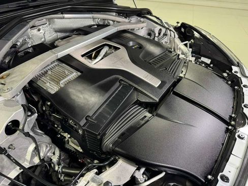 Used 2021 Aston Martin DBX image 45