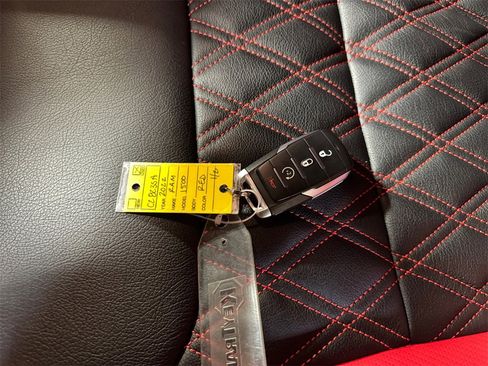 Used 2022 RAM 1500 Big Horn image 32