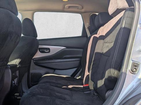 Used 2020 Nissan Murano S w/ Technology Package image 18