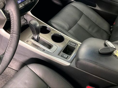 Used 2015 Nissan Altima 2.5 SL w/ Technology Package image 19