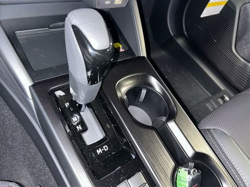 New 2026 Subaru Outback Limited image 38