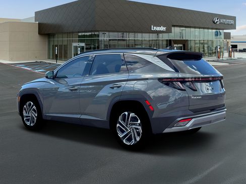 New 2026 Hyundai Tucson Limited FWD image 4