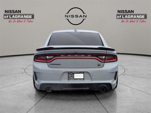 Used 2022 Dodge Charger Scat Pack image 6