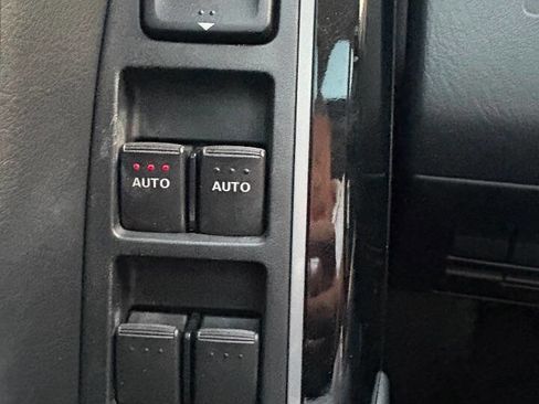 Used 2010 MAZDA CX-9 Touring w/ Moonroof & Bose Audio Pkg image 19