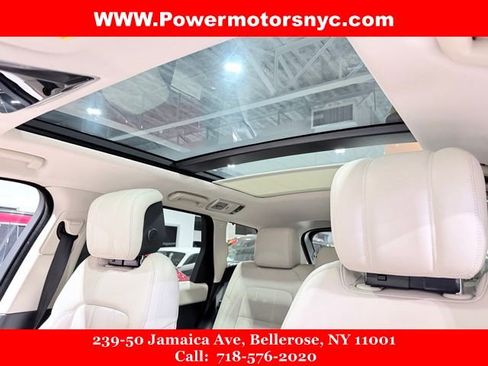 Used 2019 Land Rover Range Rover Sport HSE image 39