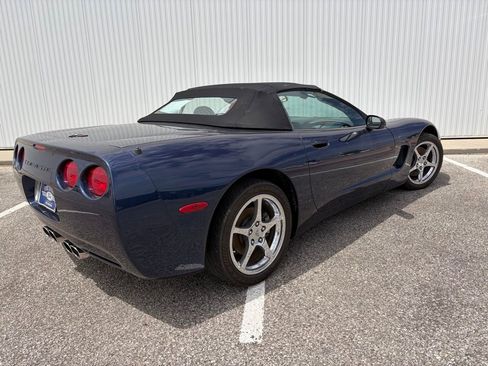 Used 2000 Chevrolet Corvette Convertible w/ Memory Pkg RWD image 5