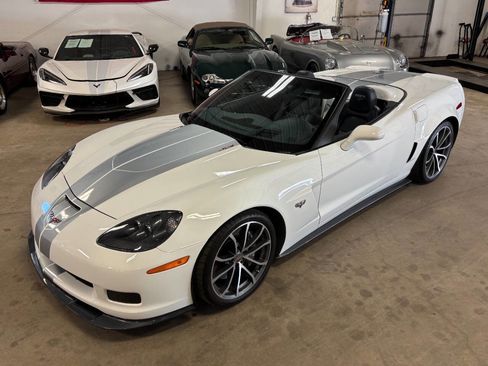 Used 2013 Chevrolet Corvette 427 w/ 1SC Preferred Equipment Group RWD image 38