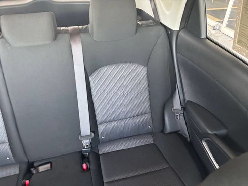 Used 2025 Kia Soul LX w/ LX Technology Package FWD image 36