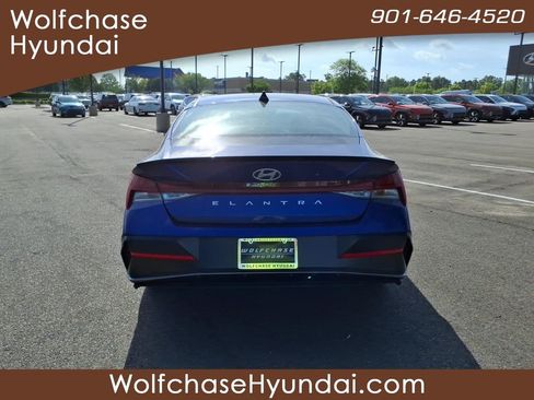 New 2026 Hyundai Elantra SEL Sport Premium FWD image 4
