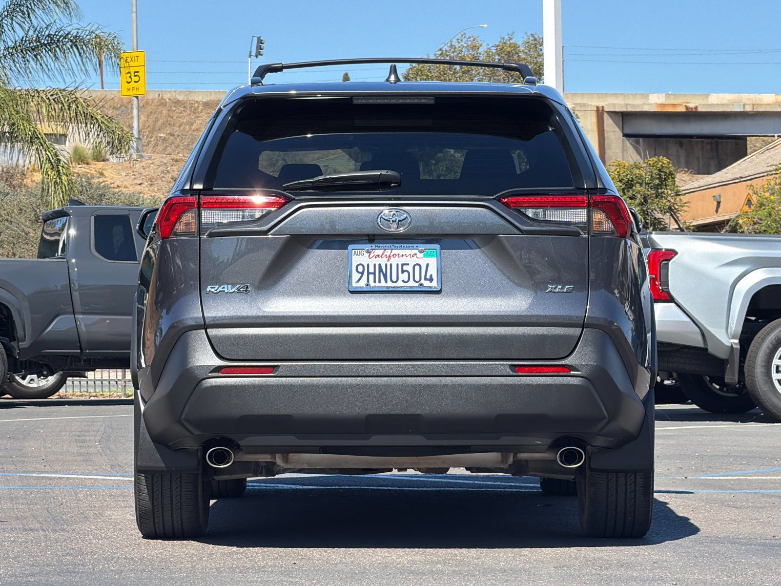 Used 2023 Toyota RAV4 XLE Premium FWD image 4