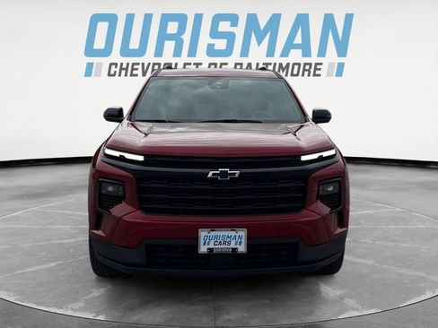 Used 2025 Chevrolet Traverse LT w/ Midnight/Sport Edition image 8