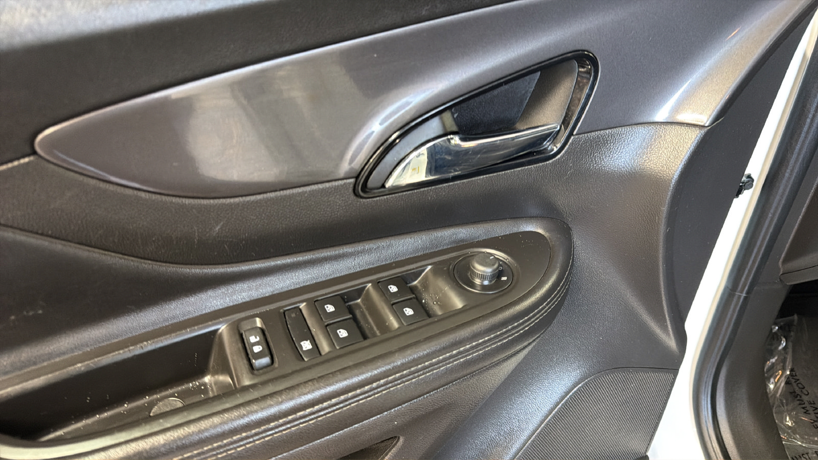 Used 2019 Buick Encore Preferred w/ Safety Package AWD/4WD image 20
