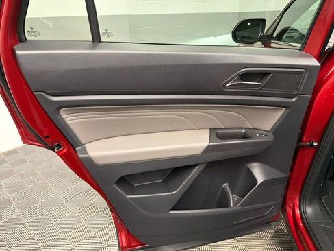 Used 2023 Volkswagen Atlas Cross Sport SE w/ Panoramic Sunroof Package FWD image 25