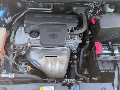 Used 2017 Toyota RAV4 XLE FWD image 35