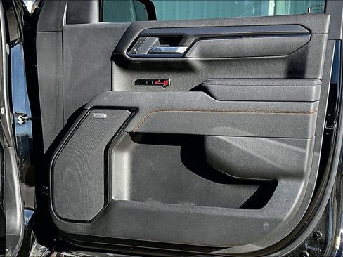 Used 2025 GMC Sierra 1500 AT4 w/ AT4 Premium Package image 23