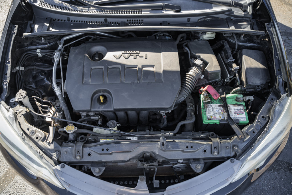 Used 2016 Toyota Corolla LE FWD image 15