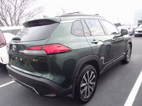 Used 2023 Toyota Corolla Cross XLE image 4