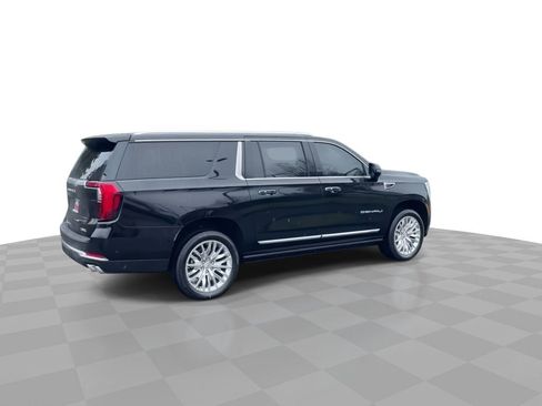 New 2026 GMC Yukon XL Denali w/ Sun & Power Step Package AWD/4WD image 8