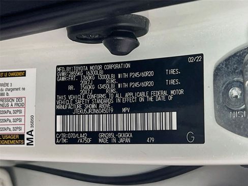 Used 2022 Toyota 4Runner Limited AWD/4WD image 32