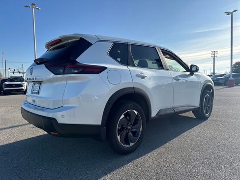 New 2026 Nissan Rogue SV image 6