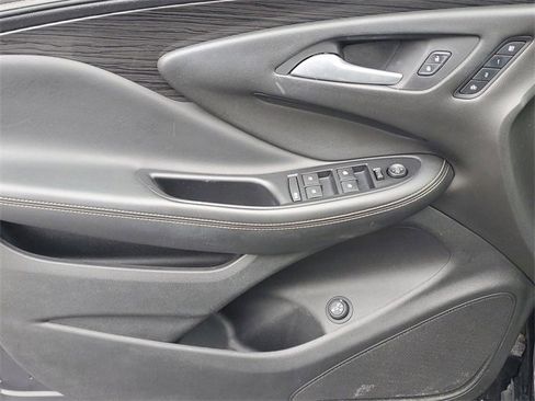 Certified 2017 Buick Envision Essence image 15