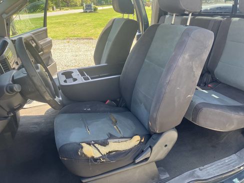 Used 2005 Nissan Titan XE AWD/4WD image 27