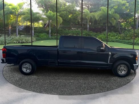 Used 2023 Ford F250 XL w/ 360-Degree Camera Package RWD image 4