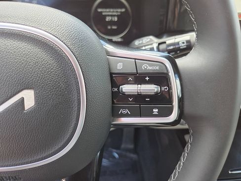 Used 2023 Kia Sorento SX AWD/4WD image 36