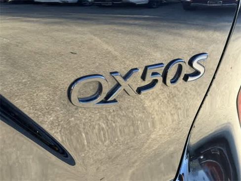 Used 2023 INFINITI QX50 Sport image 5