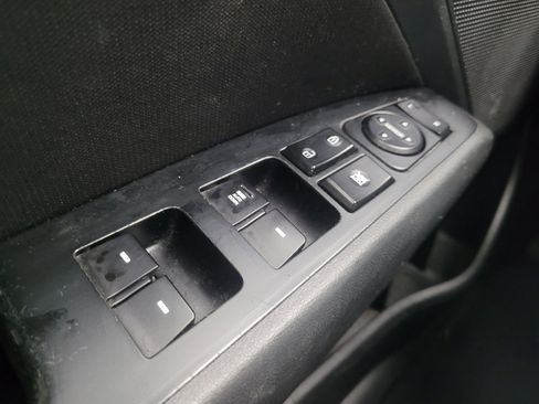 Used 2018 Hyundai Elantra SEL image 27