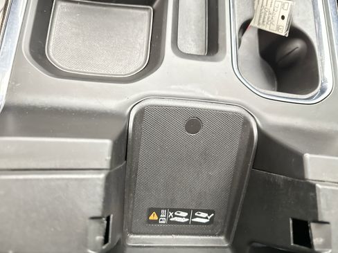 Used 2024 Chevrolet Silverado 1500 LT Trail Boss w/ Convenience Package II image 41