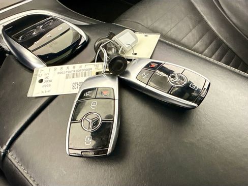 Used 2020 Mercedes-Benz S 560 Sedan image 17